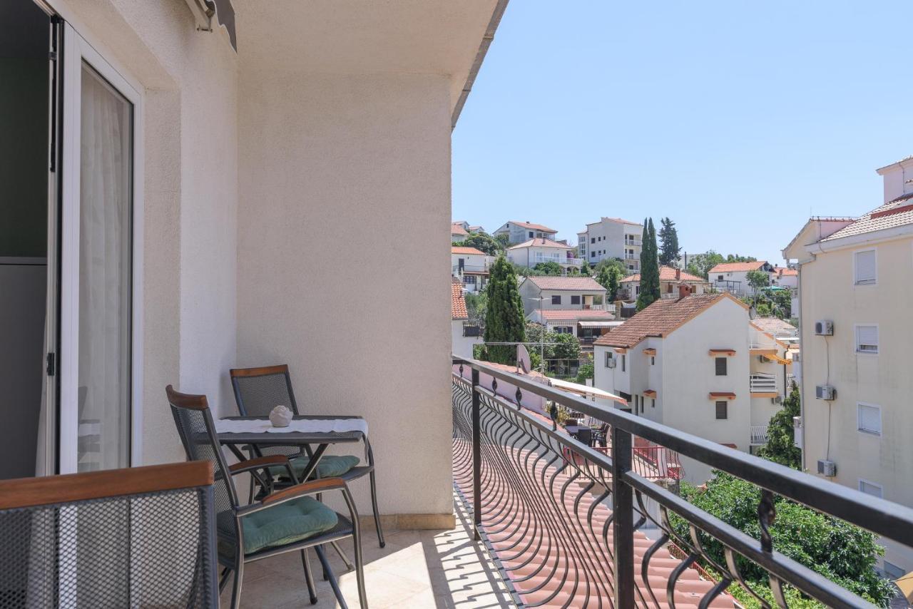 Apartmani Suki Trogir Exterior foto
